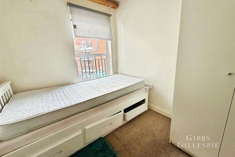 1 bedroom in a house share to rent, The Gateway, Watford, Hertfordshire, WD18