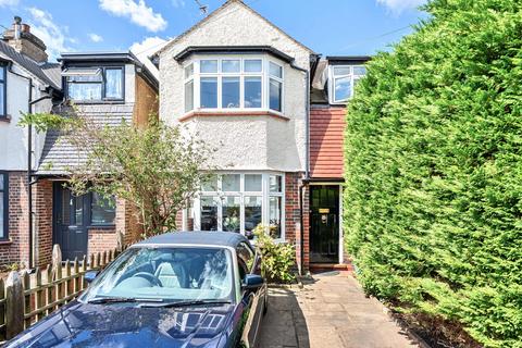 Westbrook Avenue, Hampton, TW12