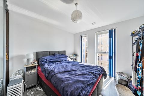 1 bedroom apartment for sale, Moorhen Drive, London NW9