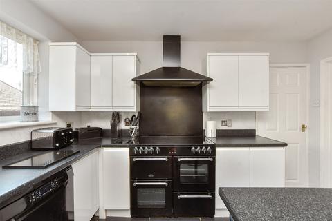 3 bedroom detached bungalow for sale, Bradstow Way, Broadstairs CT10