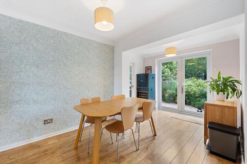 11 Beverley Crescent, Forsbrook, Stoke-on-trent, ST11 9DQ