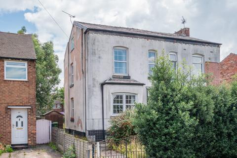 Gladstone Road, Urmston, Manchester, M41