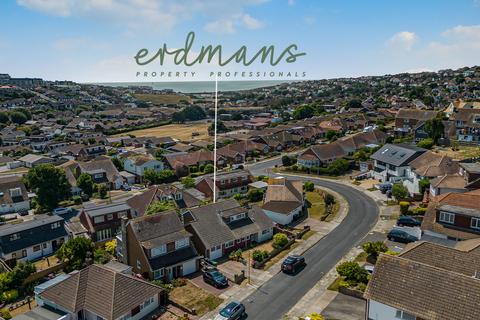5 bedroom detached house for sale - Winton Avenue, Saltdean, BN2