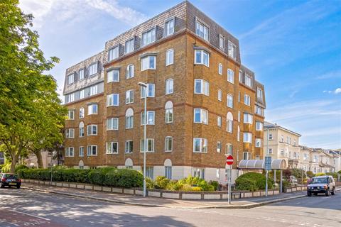 2 bedroom retirement property for sale, Gratwicke Road, Worthing