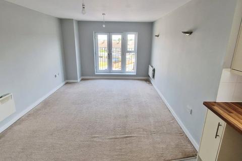 2 bedroom flat to rent, Rochester Road, Kent DA12