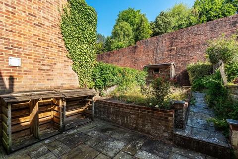2 bedroom house for sale, ORCHARD WAY, DORKING, RH4
