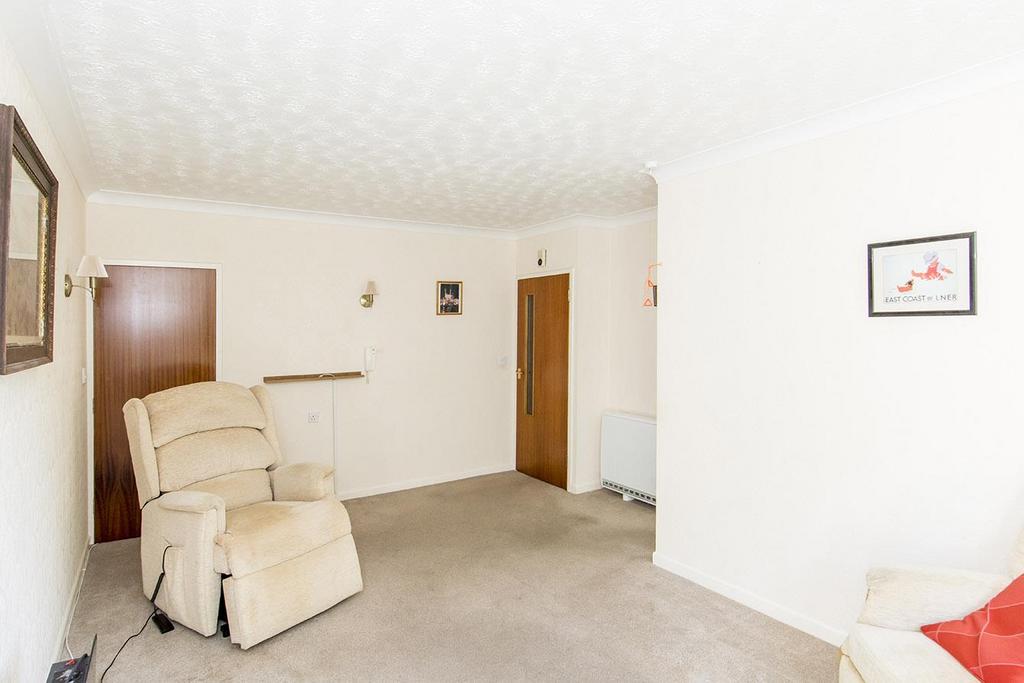 (Lounge Photo Two)