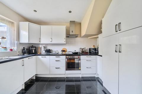 3 bedroom end of terrace house for sale, The Mead, Ealing, W13
