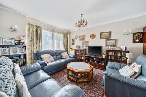 3 bedroom end of terrace house for sale, The Mead, Ealing, W13