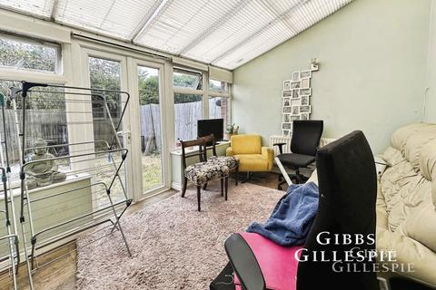 1 bedroom in a house share to rent, The Gateway, Watford, Hertfordshire, WD18