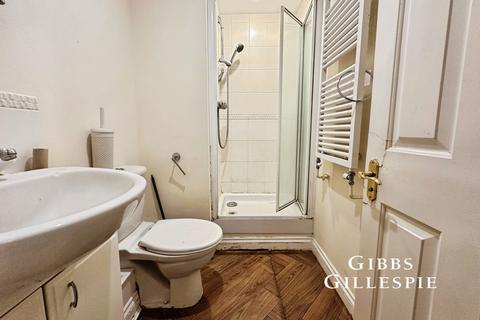 1 bedroom in a house share to rent, The Gateway, Watford, Hertfordshire, WD18