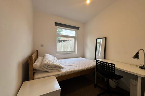 1 bedroom in a house share to rent, Room 5, Prior Deram Walk, Coventry, CV4