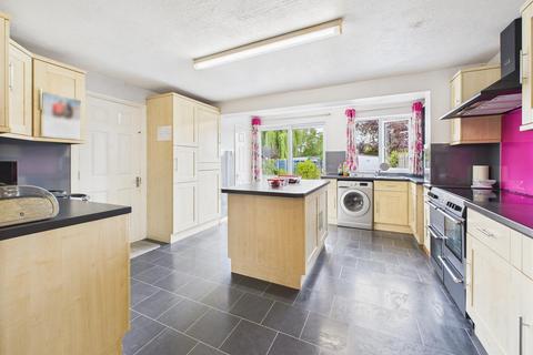 3 bedroom semi-detached house for sale, Park Avenue, Longlevens, Gloucester