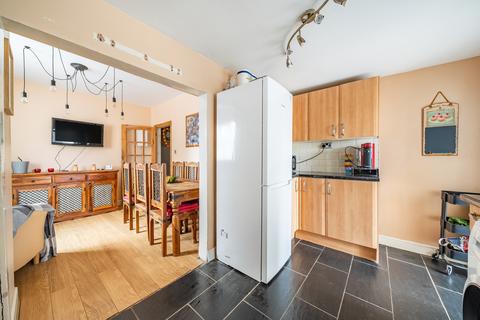 5 Devizes Road, Wroughton, Swindon, SN4 0SA