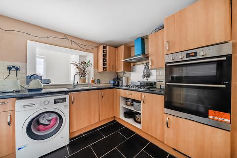 5 Devizes Road, Wroughton, Swindon, SN4 0SA