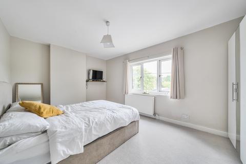 5 Devizes Road, Wroughton, Swindon, SN4 0SA