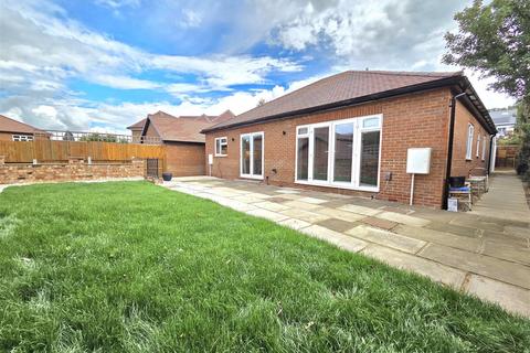 3 bedroom detached bungalow for sale, Bridge Field Court, Stroud Road, Gloucester
