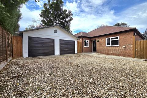 3 bedroom detached bungalow for sale, Bridge Field Court, Stroud Road, Gloucester