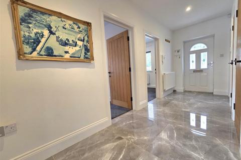 3 bedroom detached bungalow for sale, Bridge Field Court, Stroud Road, Gloucester