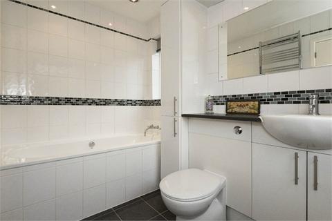 17 Monks Orchard, Dartford, DA1 2TB