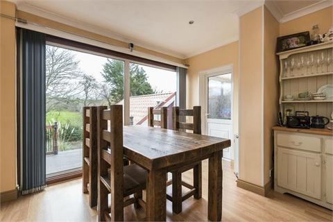 17 Monks Orchard, Dartford, DA1 2TB
