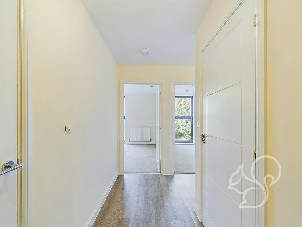 CAM01659 G0-PR0206-STILL001.jpg