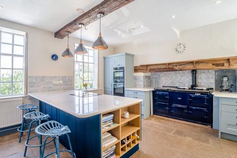 7 bedroom detached house for sale, Newent