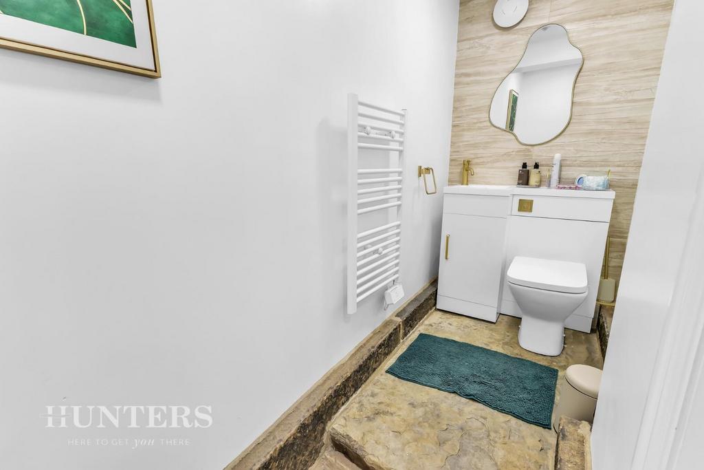 Commercial&#39;s WC