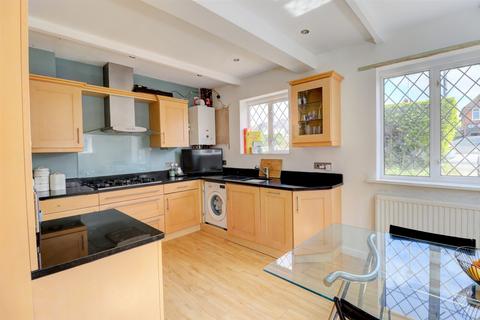 3 bedroom detached house for sale, Penn Road, High Wycombe HP15