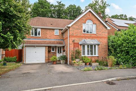Clere Gardens, Chineham