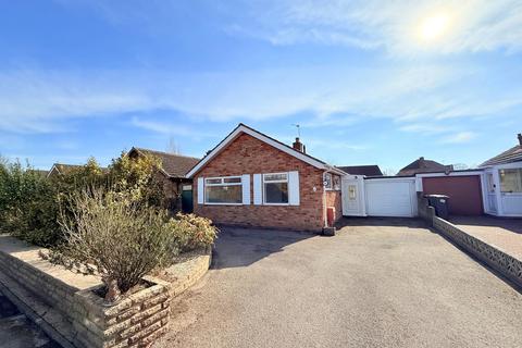 2 bedroom detached bungalow for sale, Thornyfield Road, Shirley