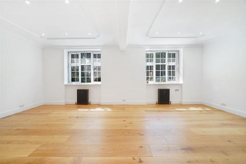 4 bedroom apartment for sale, Alvanley Court, Finchley Road, NW3
