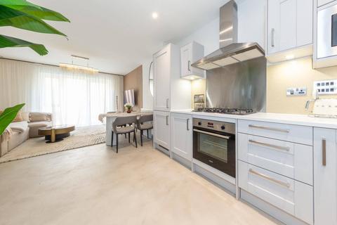 2 bedroom semi-detached house for sale, Curton Close, Harrow, Edgware, HA8