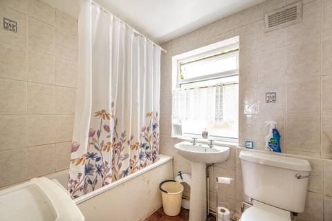 undefined, Adine Road E13, Plaistow, London, E13