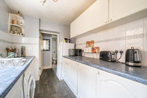3 bedroom end of terrace house for sale, Adine Road E13, Plaistow, London, E13