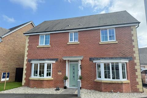 50 Ffordd Y Glowyr, Betws, Ammanford, SA18 2FG