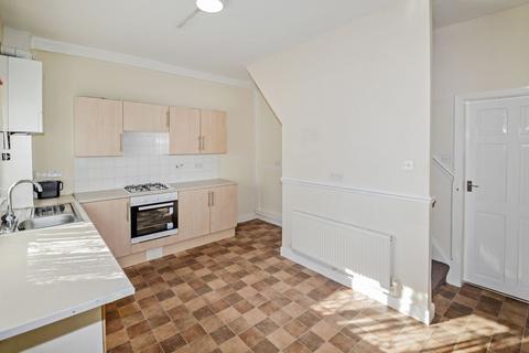 2 bedroom terraced house to rent, Bell Lane, Bury, BL9