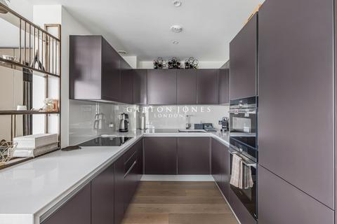 3 bedroom apartment for sale, Valetta House, 366 Queenstown Road, London, SW11