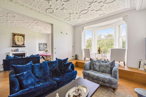 5 bedroom flat to rent, Wellington Court, Knightsbridge, London, SW1X