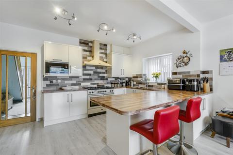 5 bedroom detached house for sale, Springfield Avenue, Sandiacre