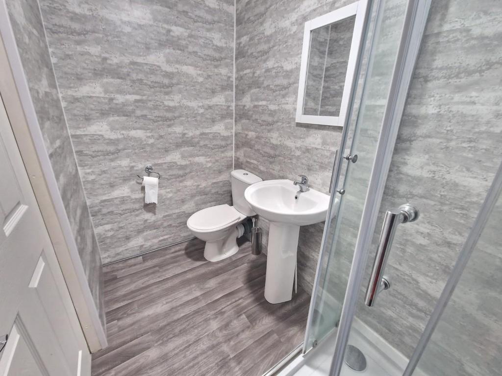 M1s Bg LEZEUWvs Hiwn M58x A.jpg