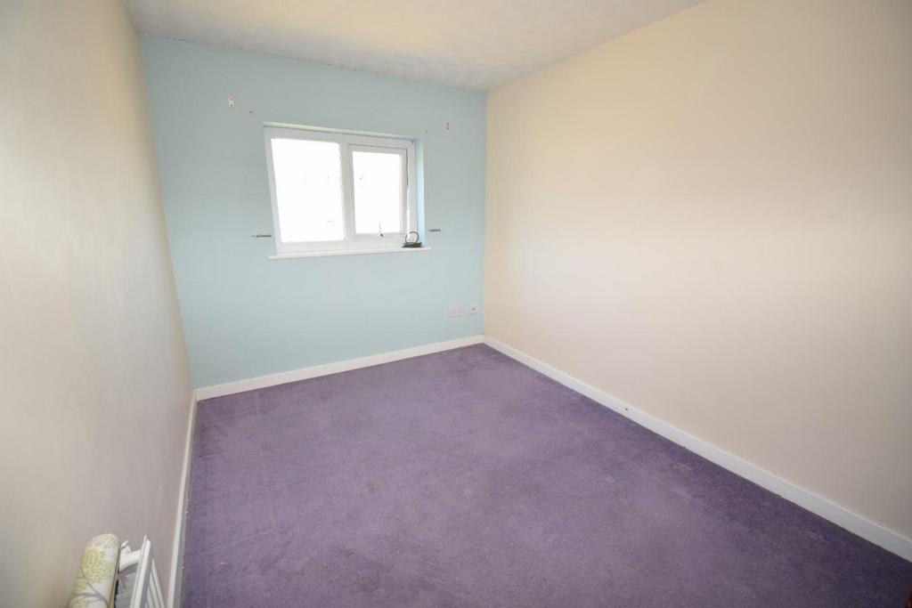 Bedroom 2.JPG