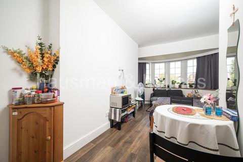 undefined, Golders Green Road, NW11