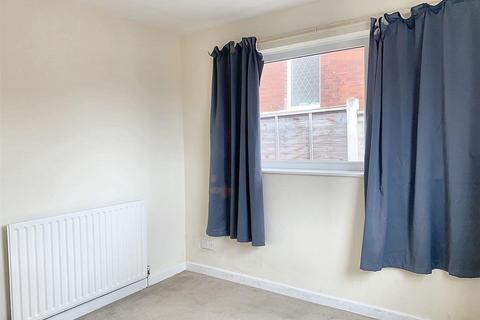 2a Conway Road, Wakefield, WF2 0AZ
