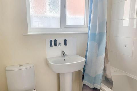 2a Conway Road, Wakefield, WF2 0AZ