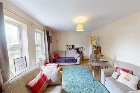 1 bedroom apartment for sale, Daisy Road, South Woodford, E18