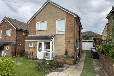 3 bedroom detached house for sale, Grasleigh Avenue, Allerton BD15