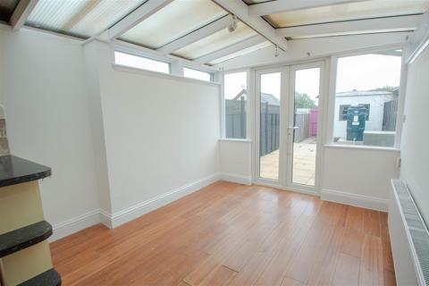 7 New Row, Castle Camps, Cambridge, CB21 4SZ