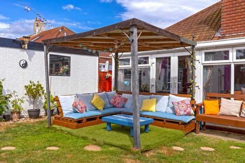 3 bedroom semi-detached bungalow for sale, Kings close, Lancing