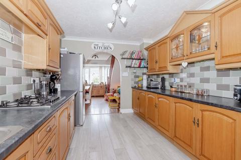 3 bedroom semi-detached bungalow for sale, Kings close, Lancing